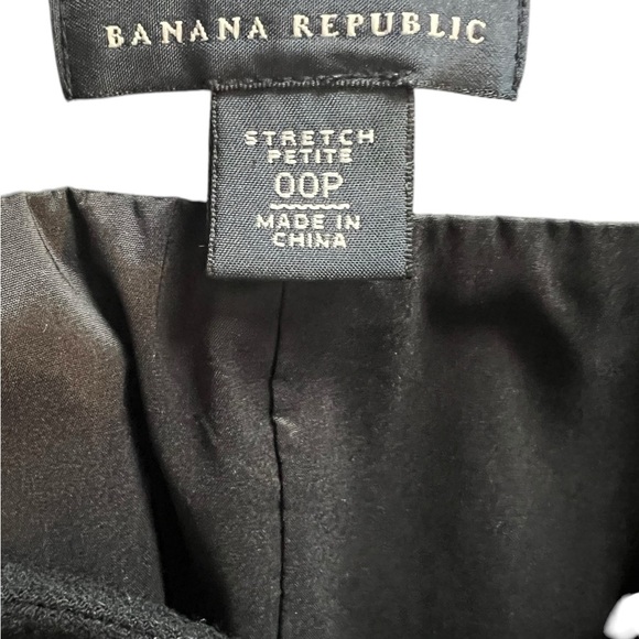 Banana Republic Belted Skirt – Stretch Petite (00P) - Picture 6 of 7